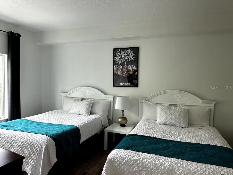 8303 RESORT - Residential