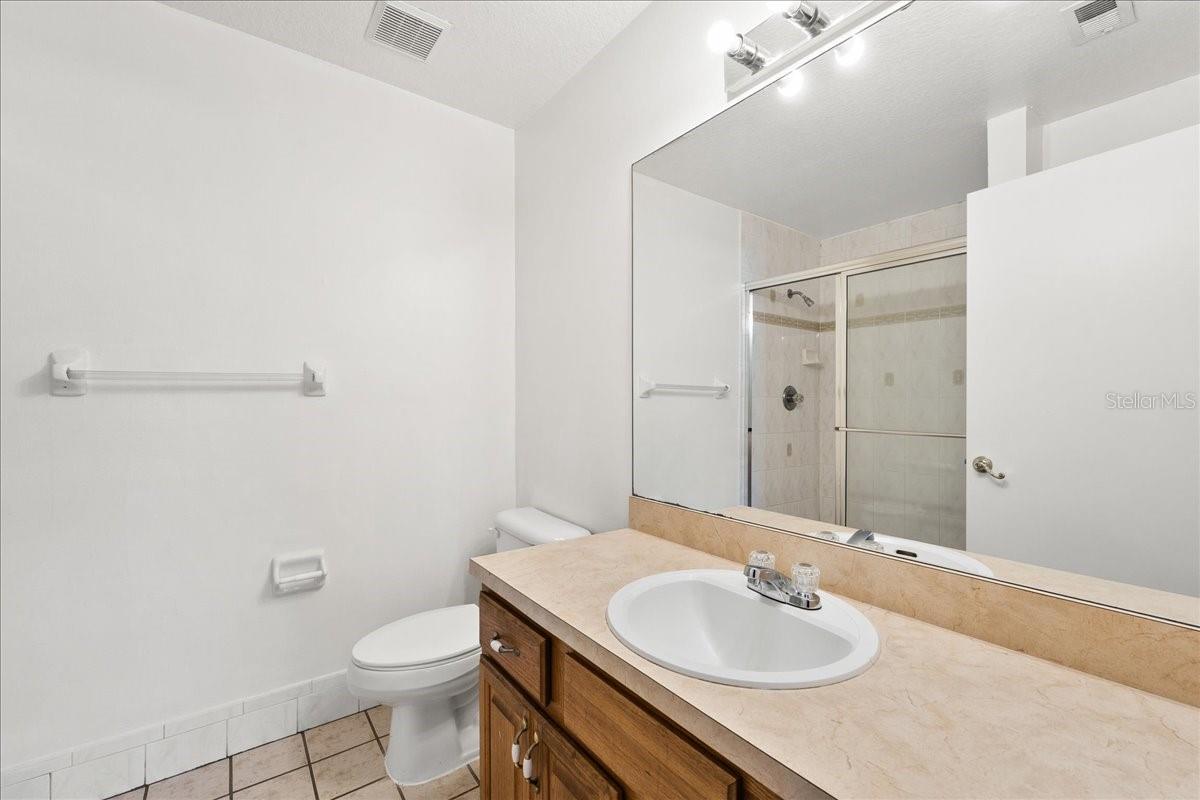 BROWNSTONE COMMONS - Residential