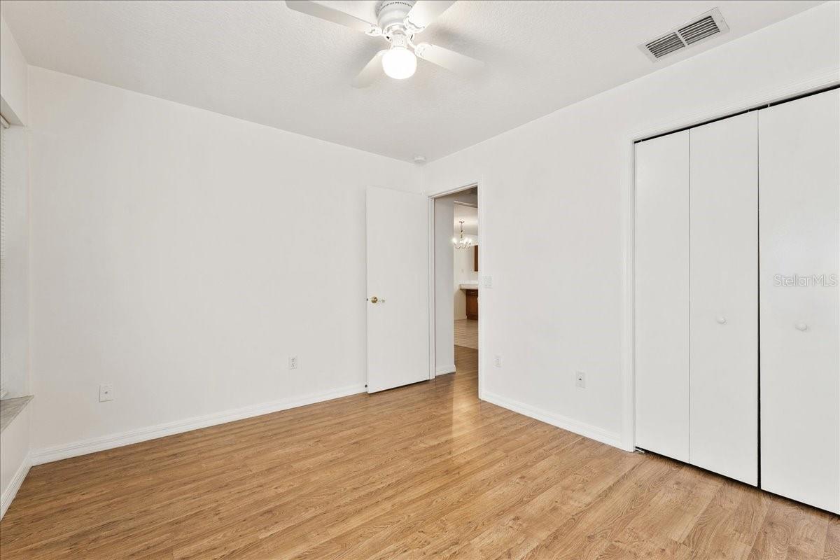 BROWNSTONE COMMONS - Residential