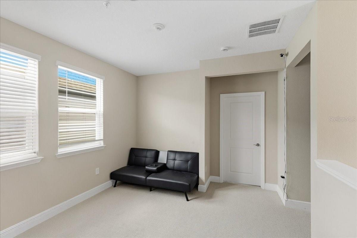 HIGHLAND RDG - Residential