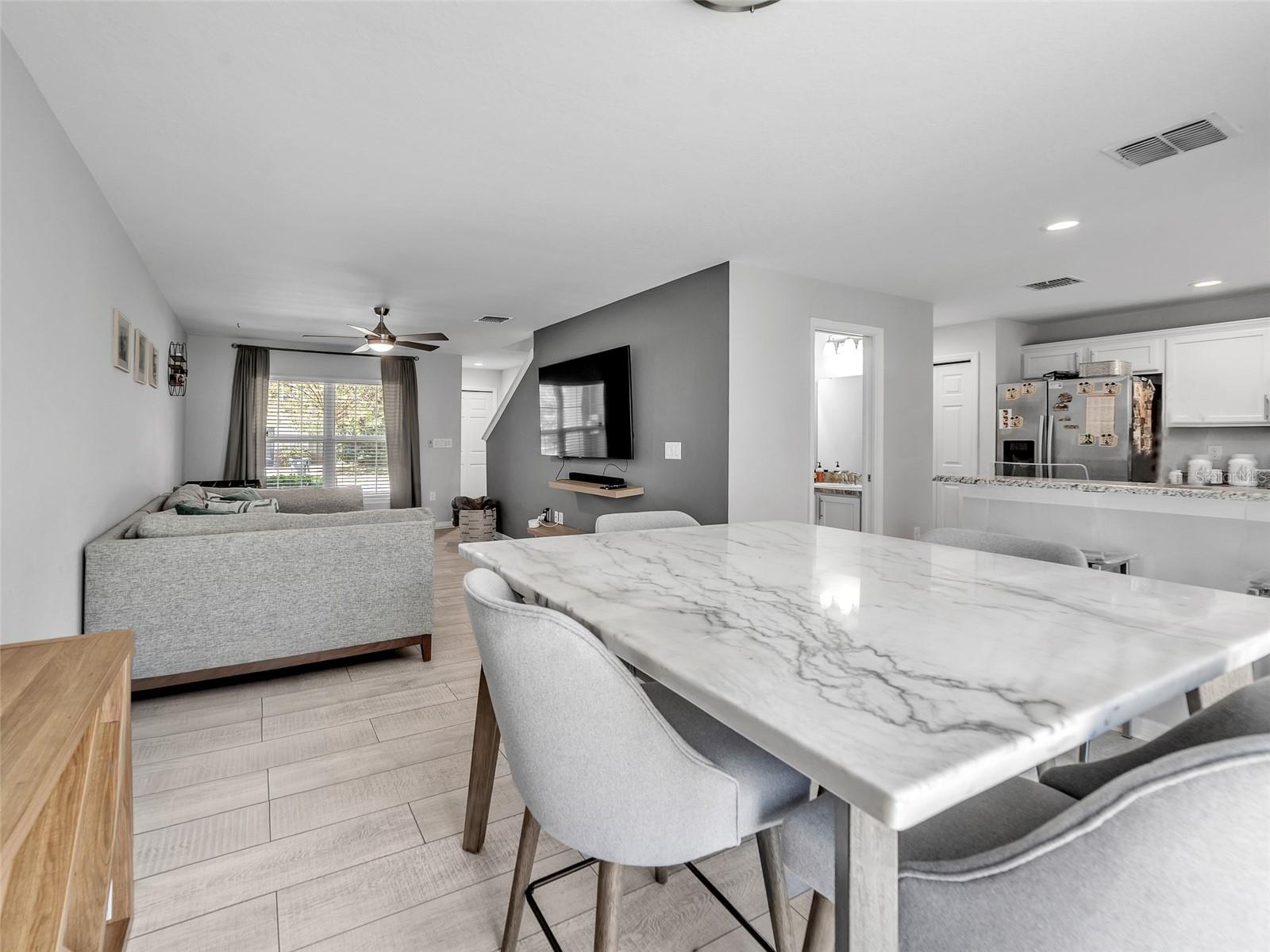 LANDINGS AT ALAFIA - Residential