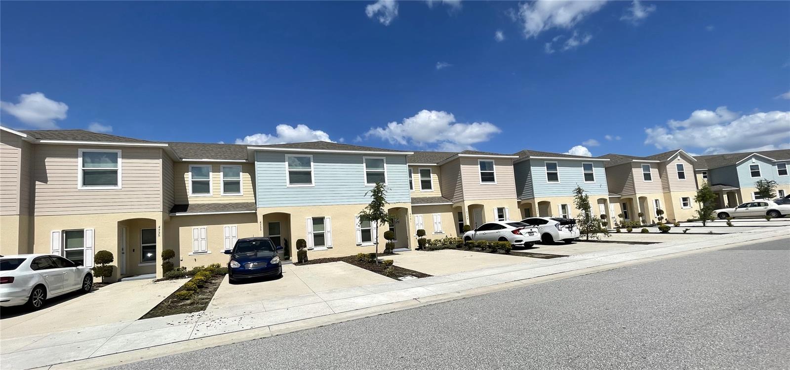 4871 CORAL CASTLE DRIVE