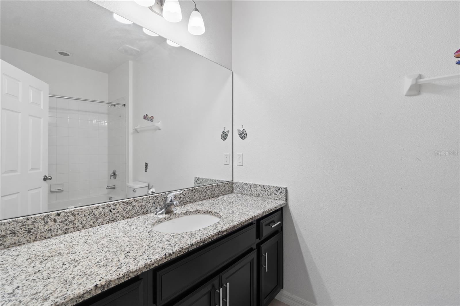 AMBERGATE - Residential