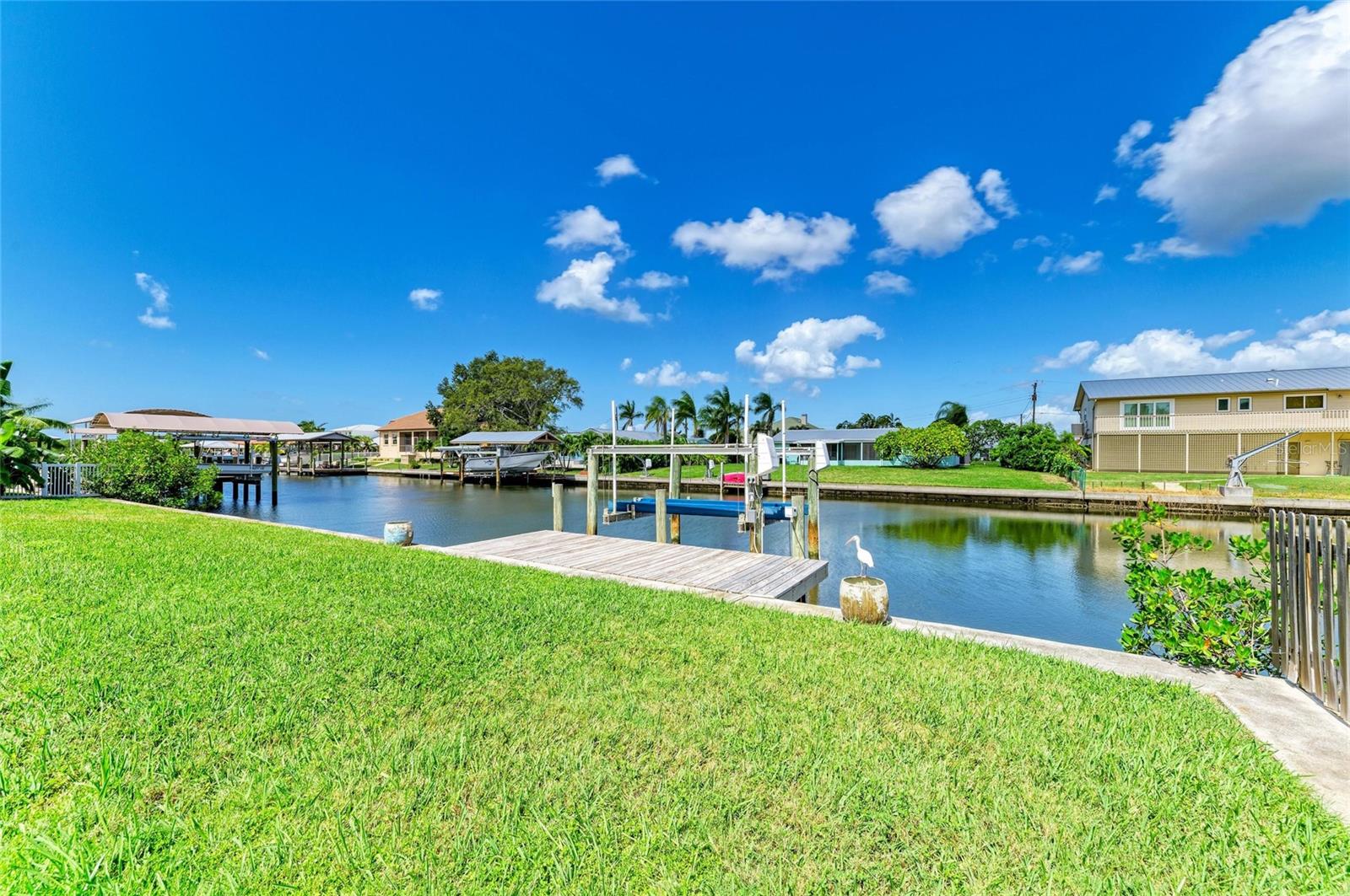 GULF & BAY ESTATES UNIT 4 CORR - Residential
