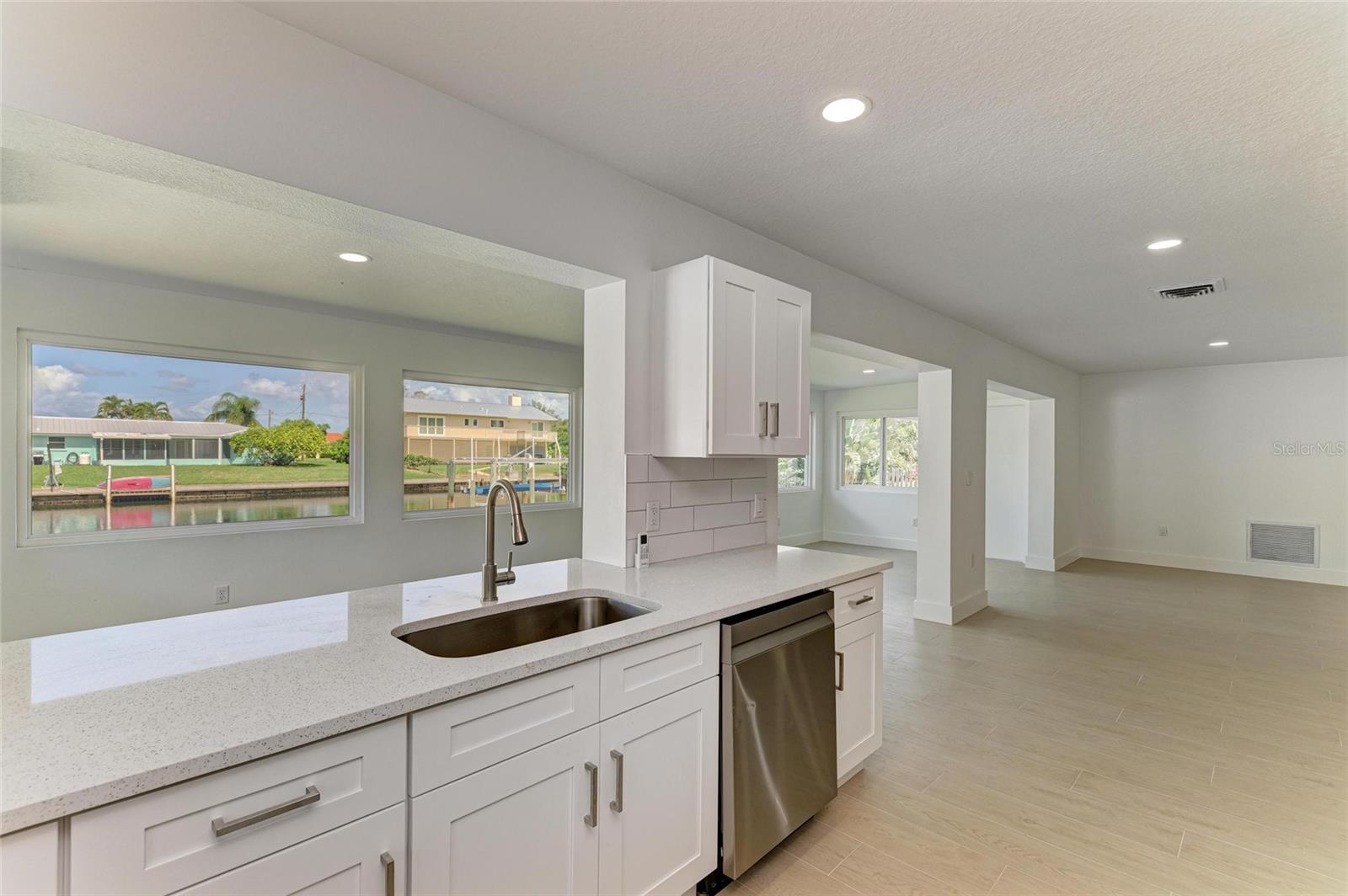 GULF & BAY ESTATES UNIT 4 CORR - Residential