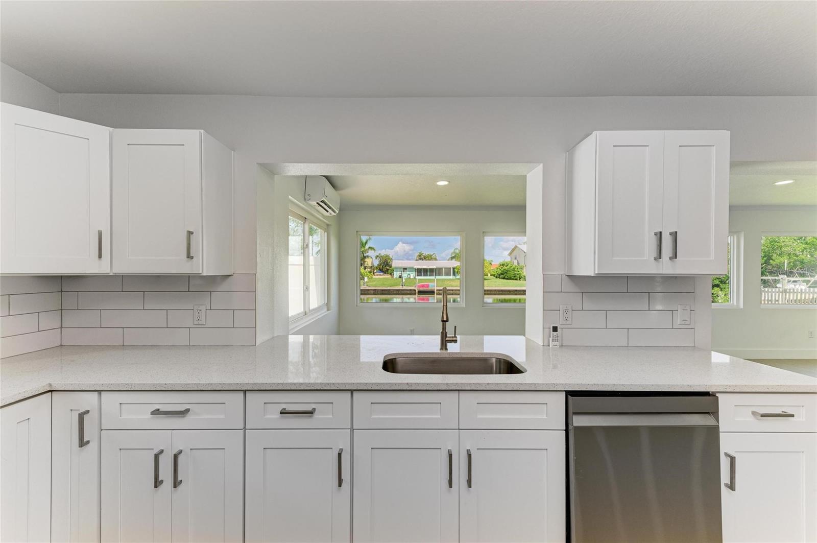 GULF & BAY ESTATES UNIT 4 CORR - Residential