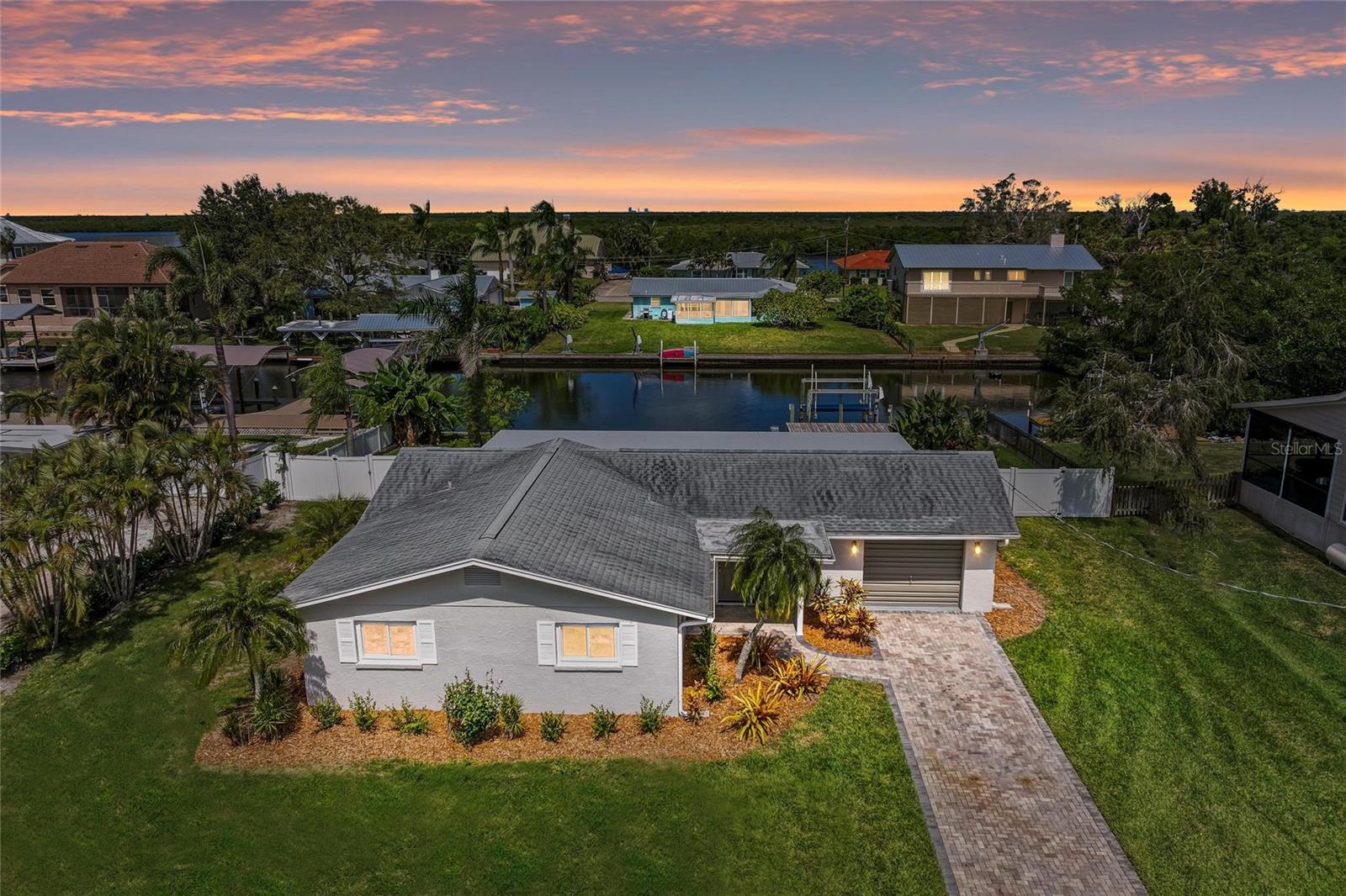 GULF & BAY ESTATES UNIT 4 CORR - Residential