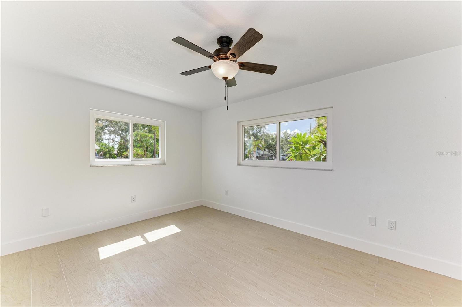 GULF & BAY ESTATES UNIT 4 CORR - Residential