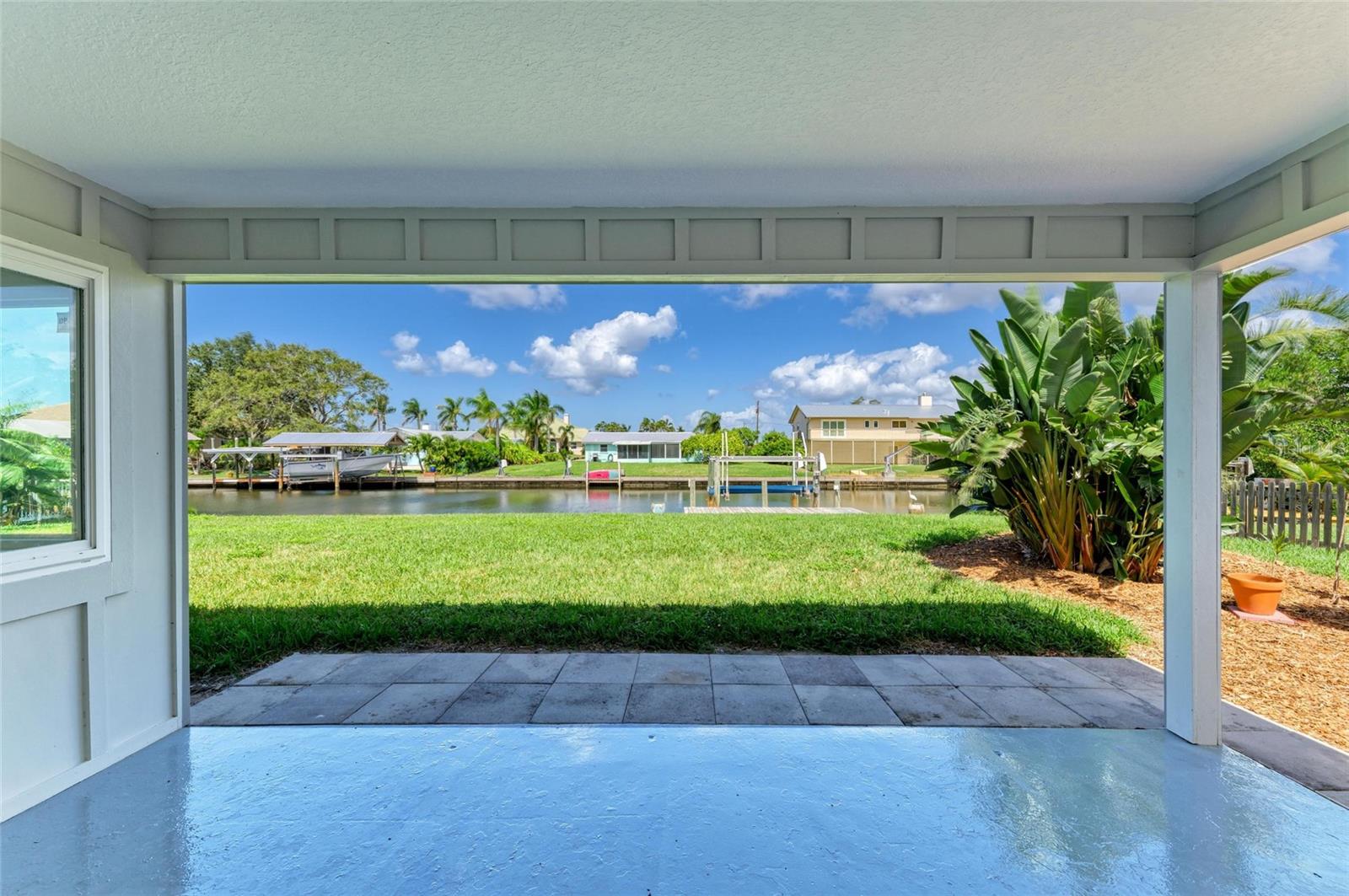 GULF & BAY ESTATES UNIT 4 CORR - Residential