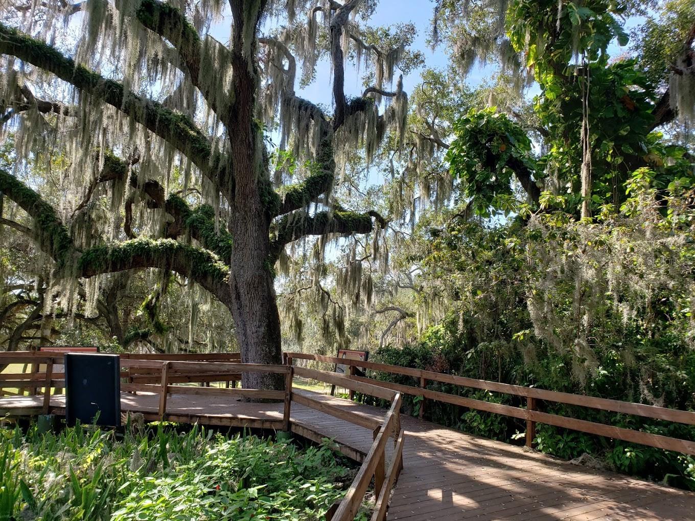 GULF & BAY ESTATES UNIT 4 CORR - Residential