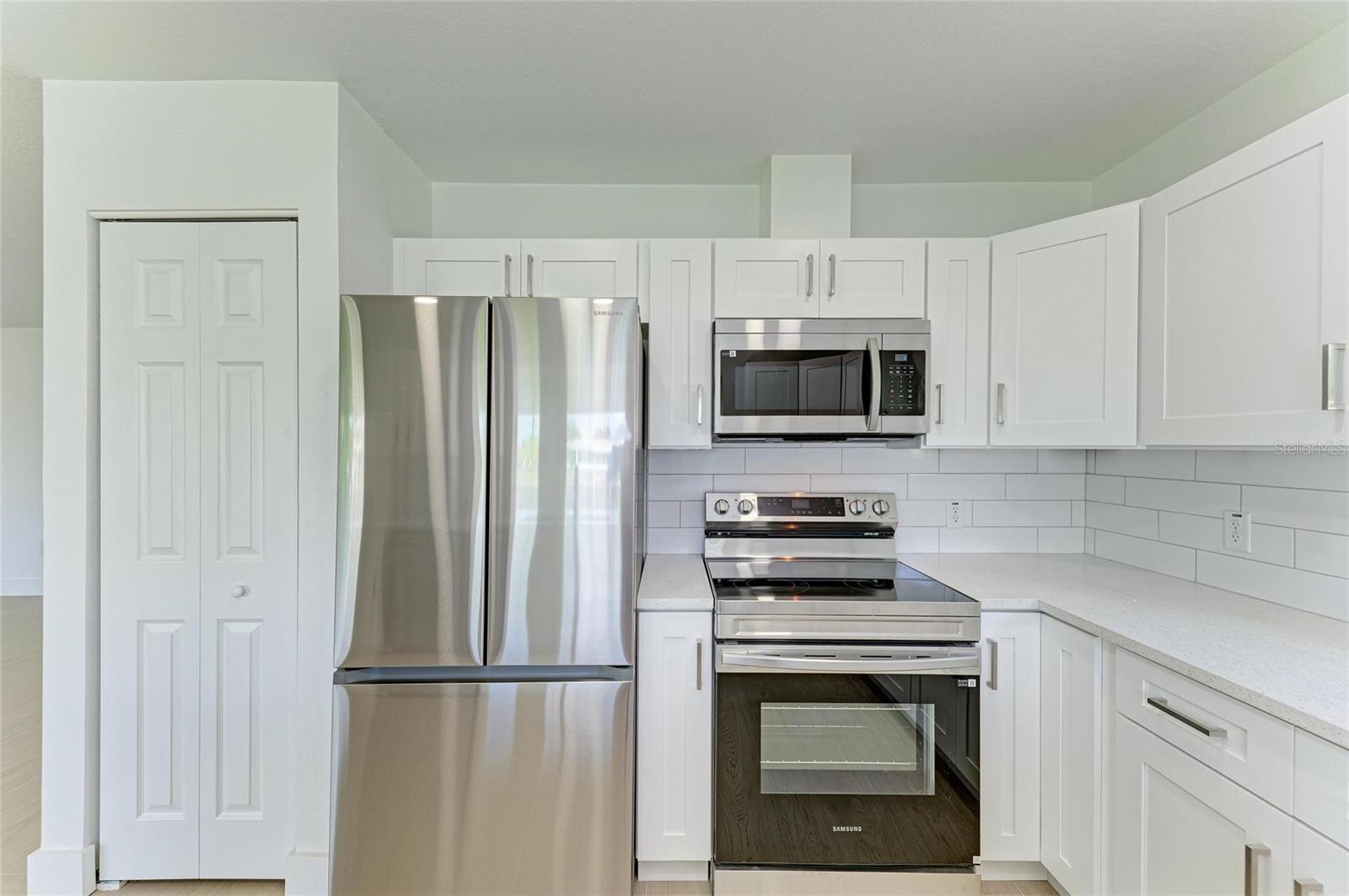 GULF & BAY ESTATES UNIT 4 CORR - Residential