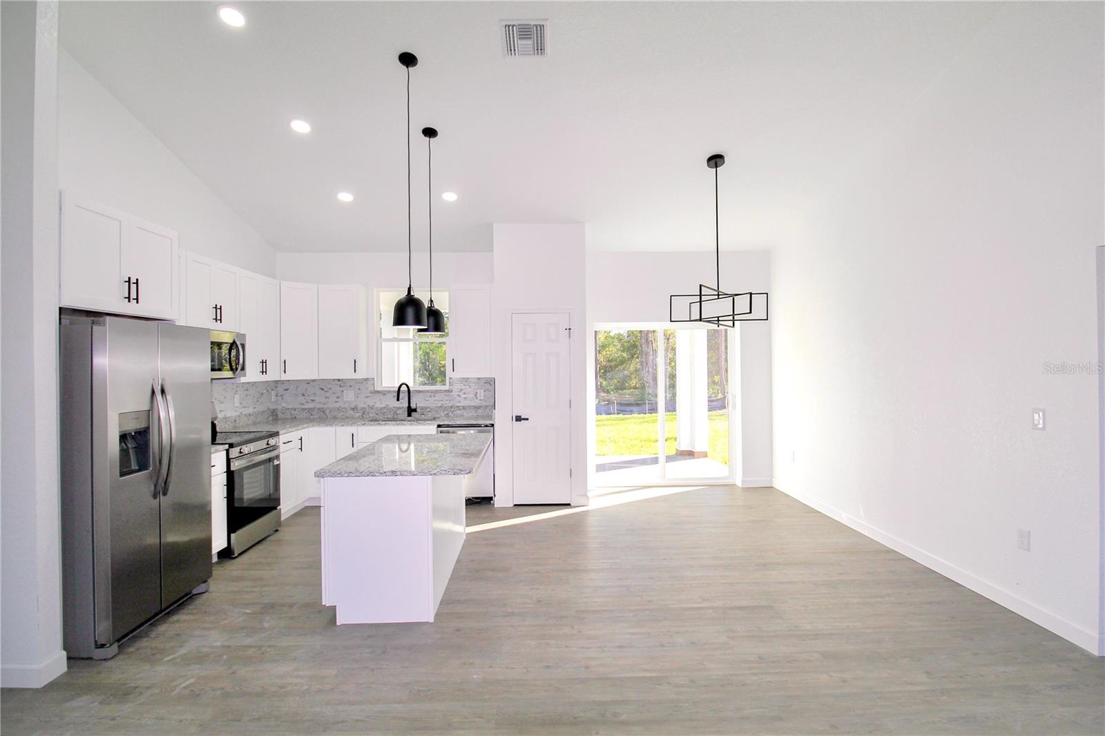 ORANGE BLOSSOM ESTATE - Residential