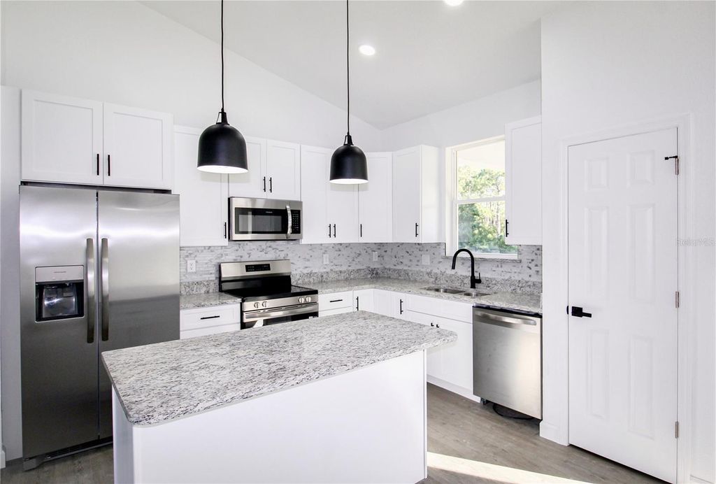 Photo of 1807 Azalea Terrace, Sebring, FL 33875 (MLS # O6356806)