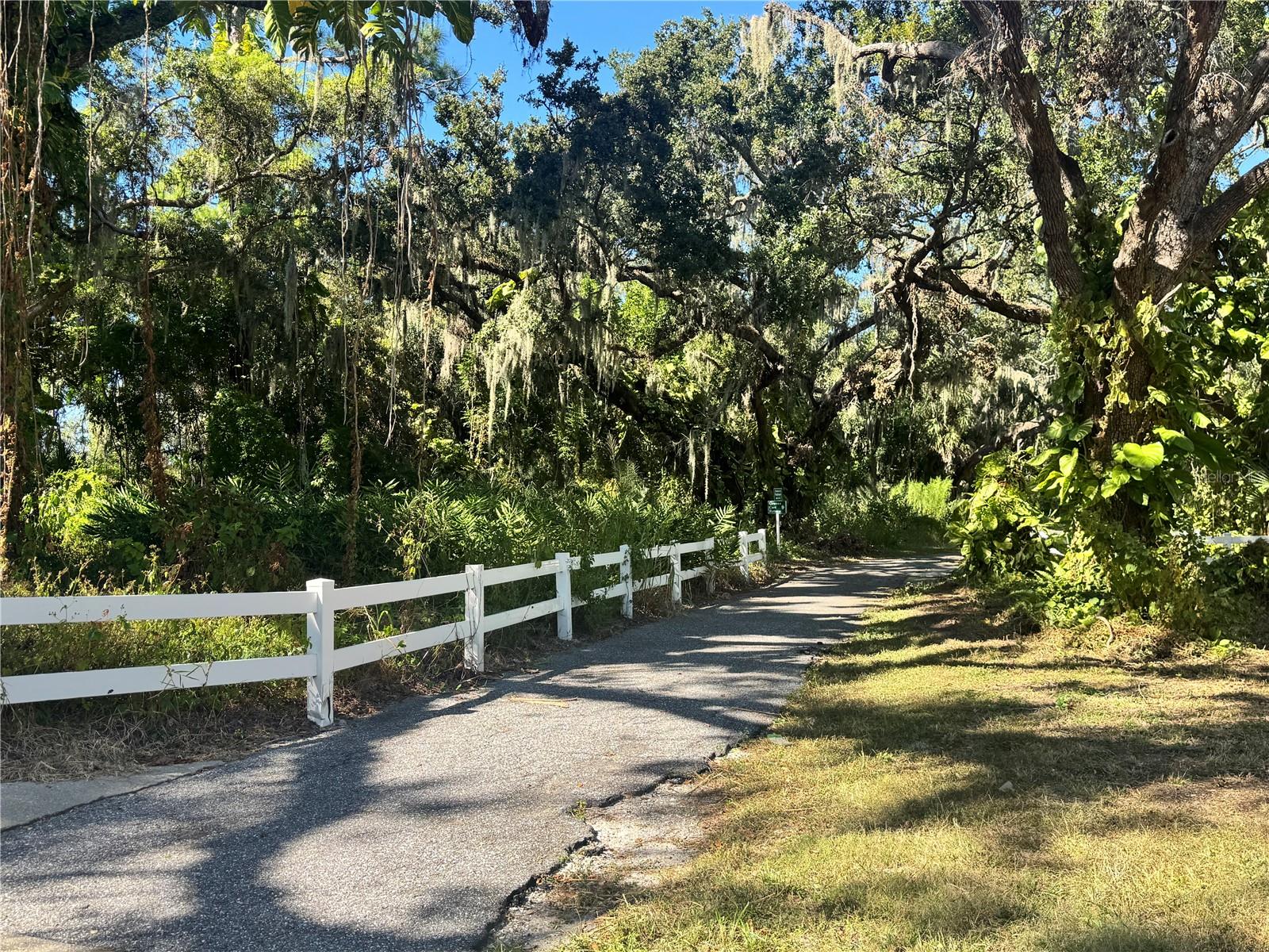 KINGSMERE - Residential