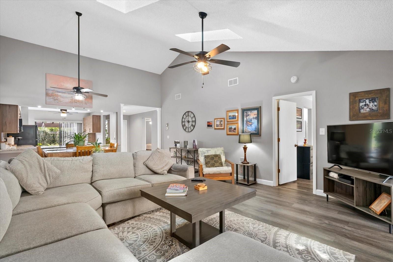 KINGSMERE - Residential