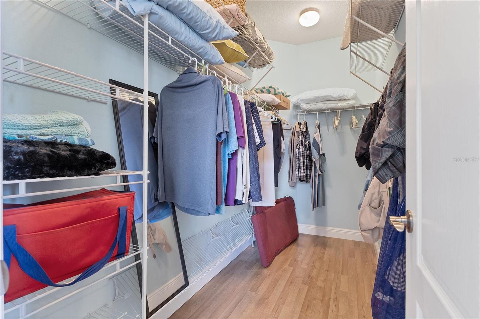 ARLINGTON COVE - Residential