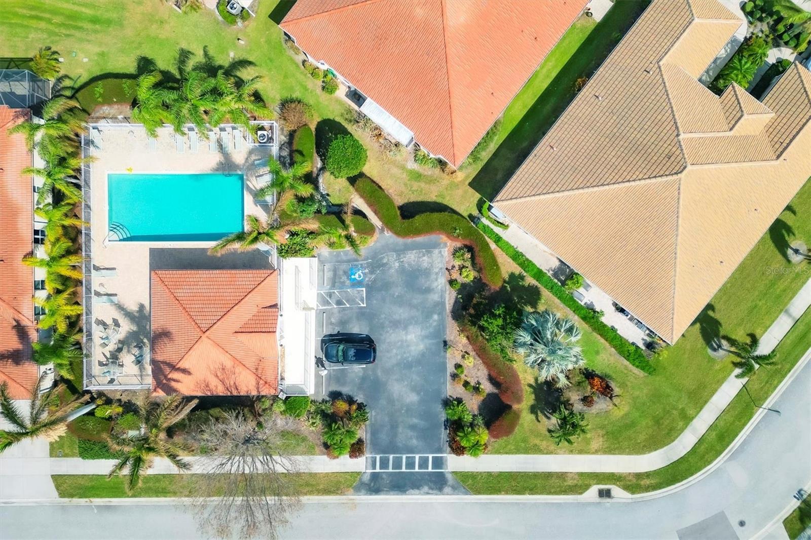 ARLINGTON COVE - Residential