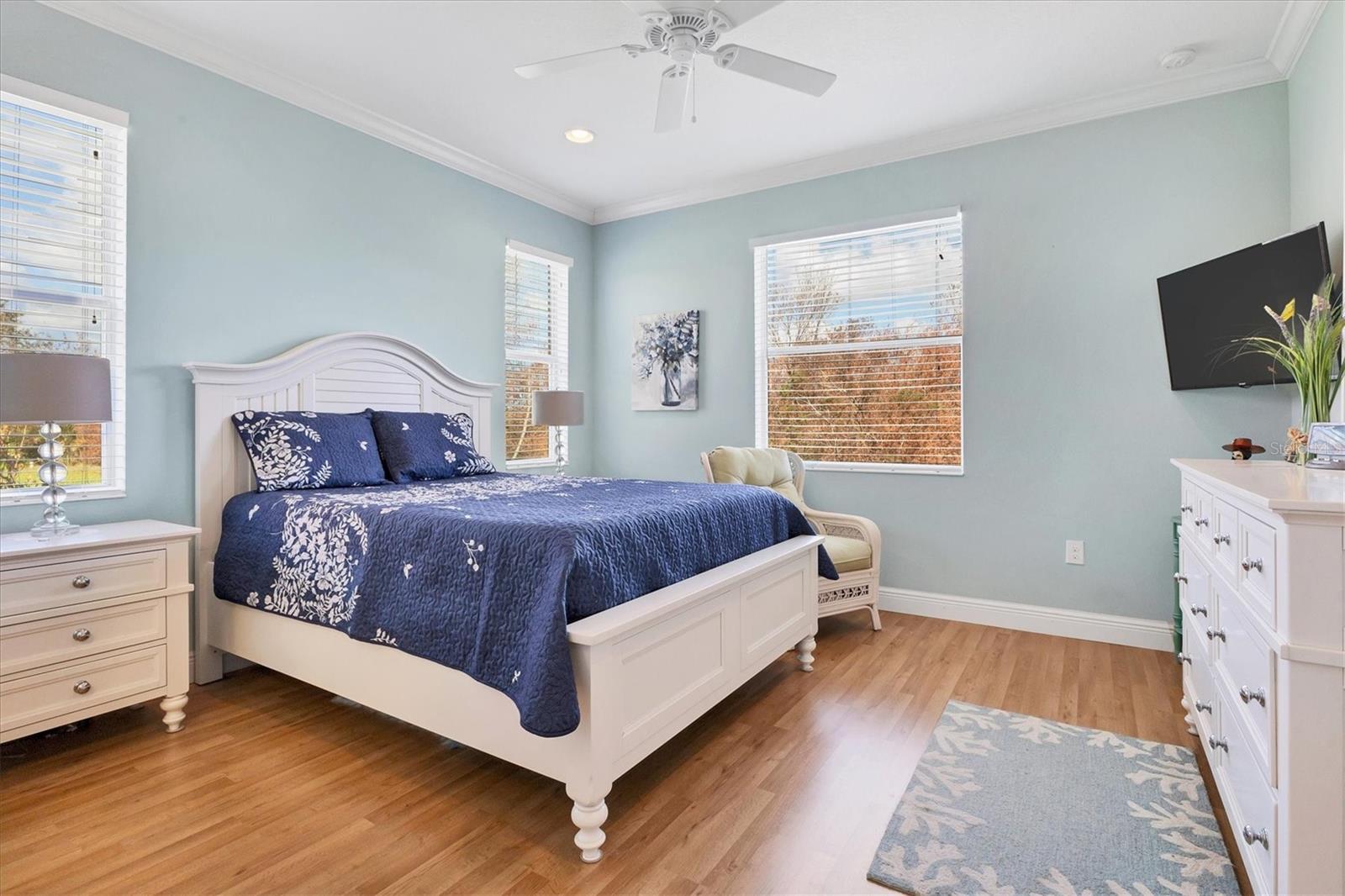 ARLINGTON COVE - Residential