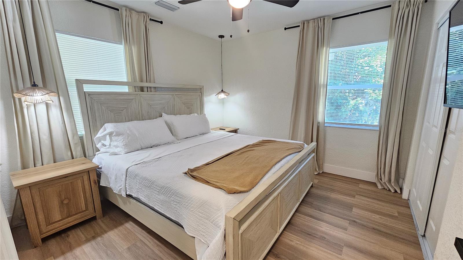 MAC FARLANE PARK - Residential