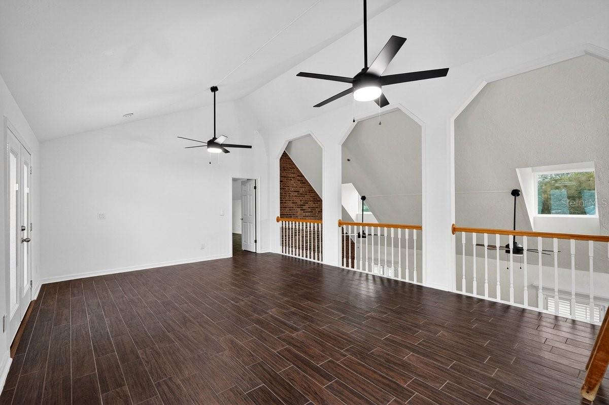 QUIET PLACE IN COUNTRY UNIT 05 - Residential