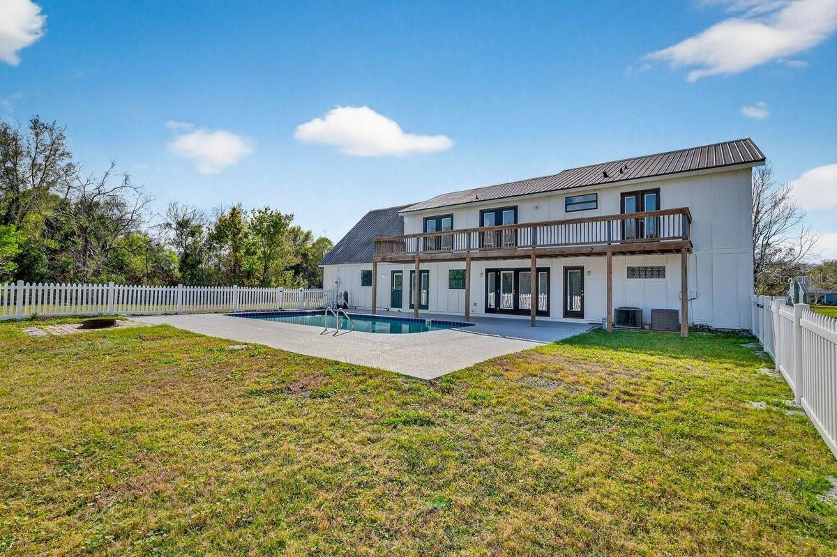 QUIET PLACE IN COUNTRY UNIT 05 - Residential