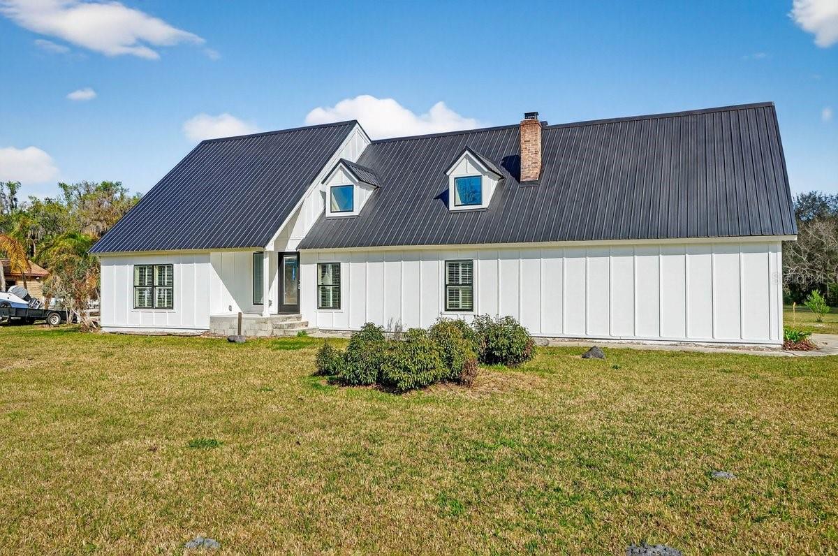 QUIET PLACE IN COUNTRY UNIT 05 - Residential