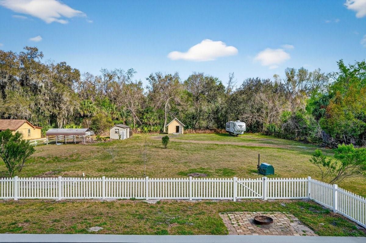 QUIET PLACE IN COUNTRY UNIT 05 - Residential