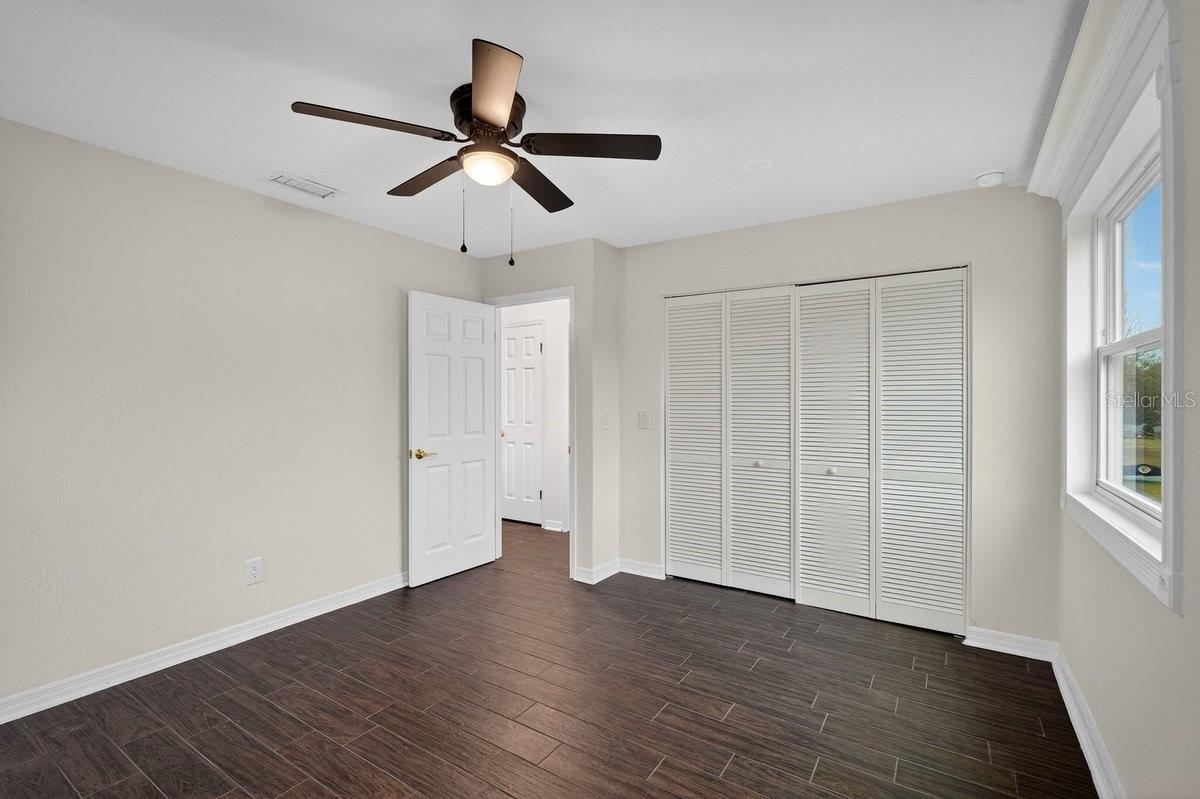 QUIET PLACE IN COUNTRY UNIT 05 - Residential