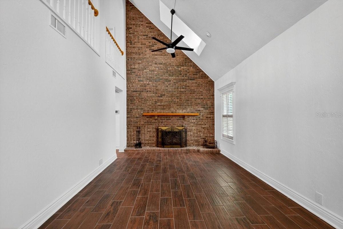 QUIET PLACE IN COUNTRY UNIT 05 - Residential