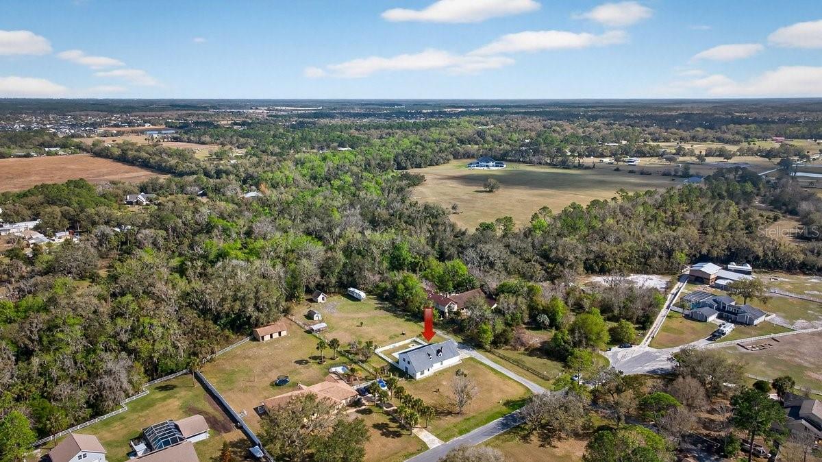 QUIET PLACE IN COUNTRY UNIT 05 - Residential