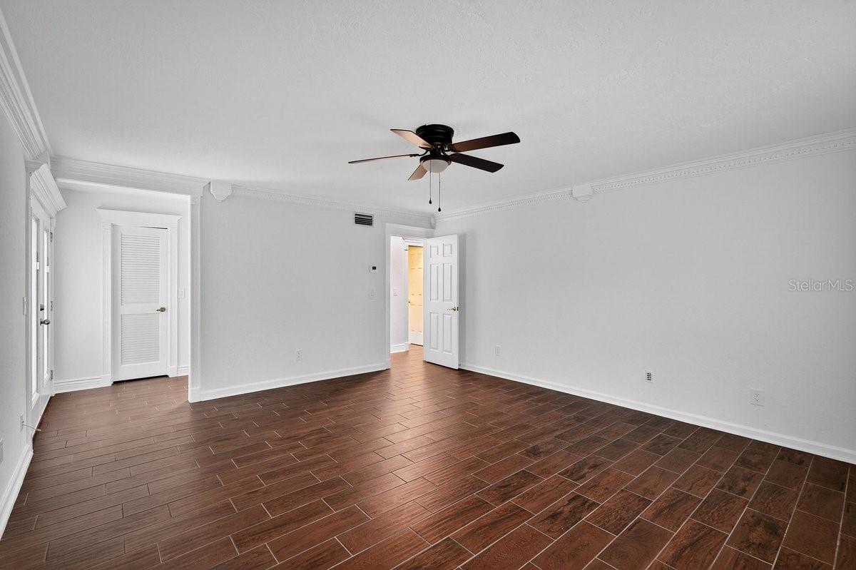 QUIET PLACE IN COUNTRY UNIT 05 - Residential