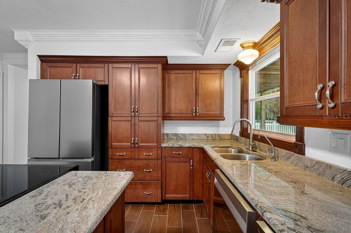 QUIET PLACE IN COUNTRY UNIT 05 - Residential