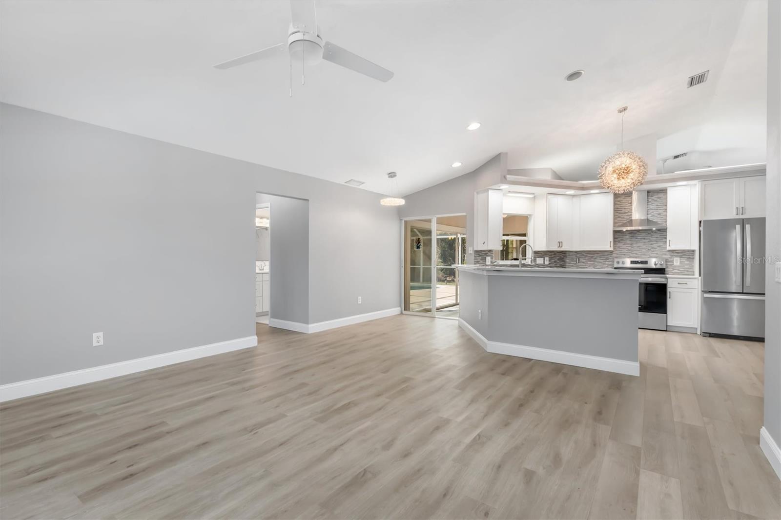 NORTH PORT CHARLOTTE ESTATES 02 - Residential