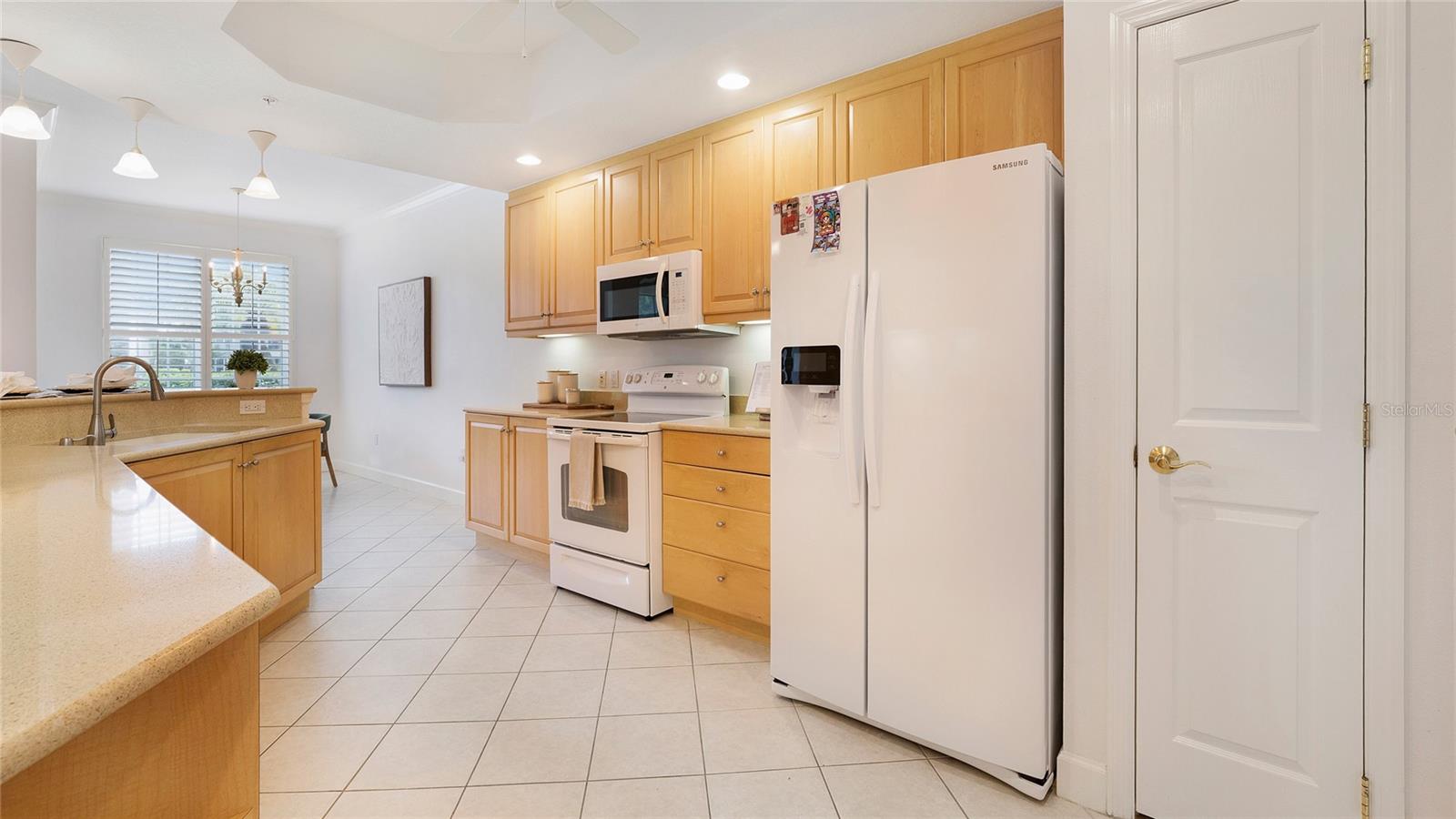 PARISIENNE GARDENS - Residential