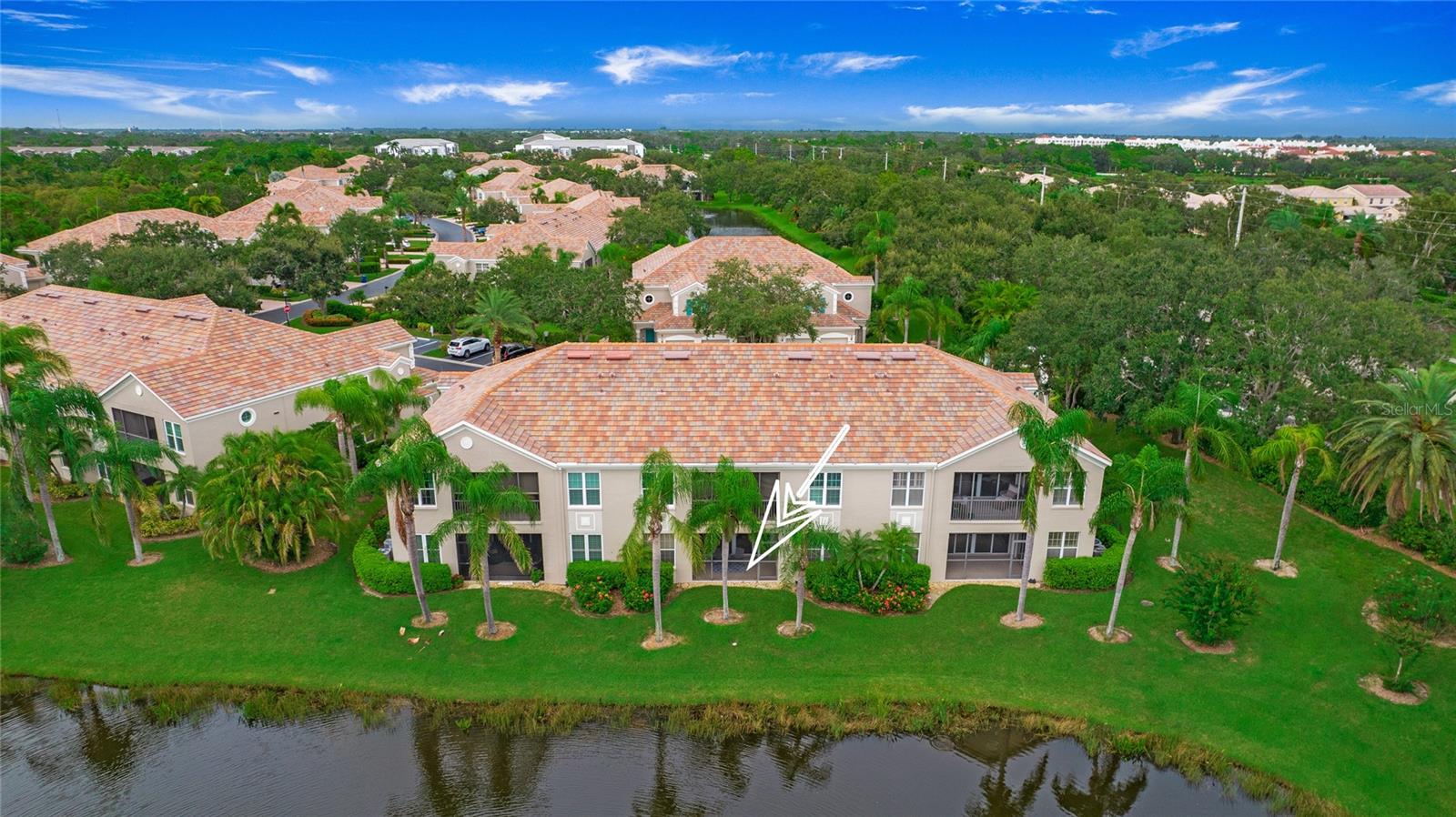 PARISIENNE GARDENS - Residential