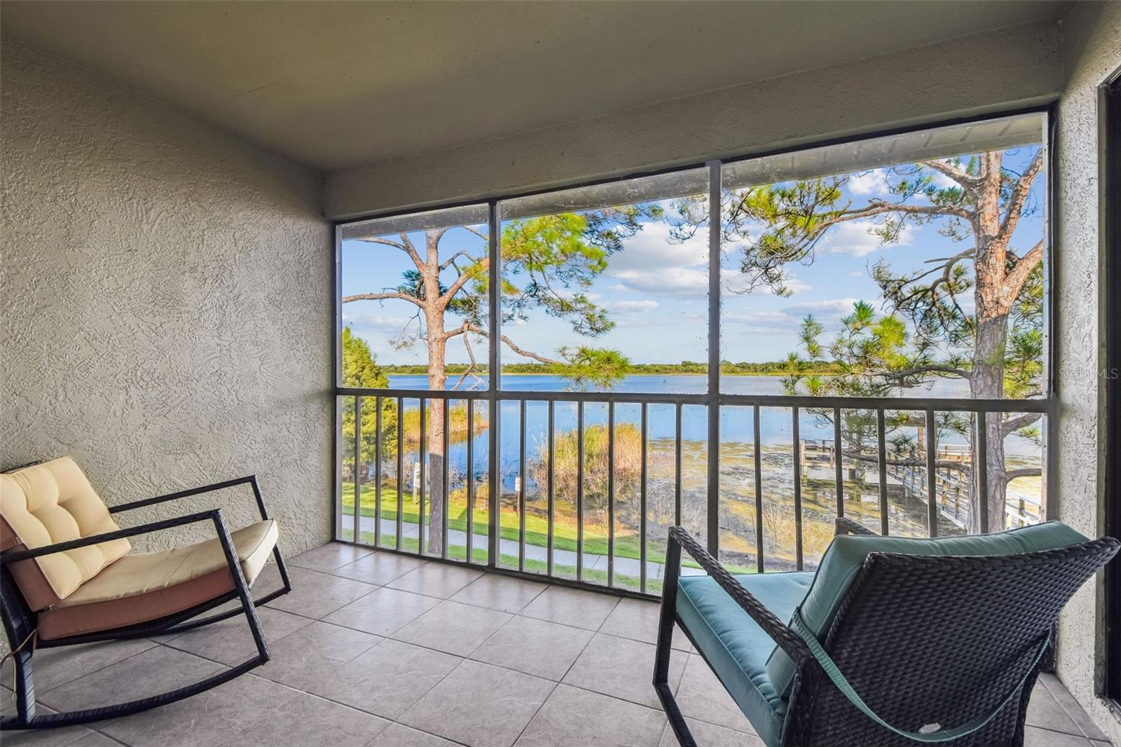 BELLA VISTA ON LAKE - Residential