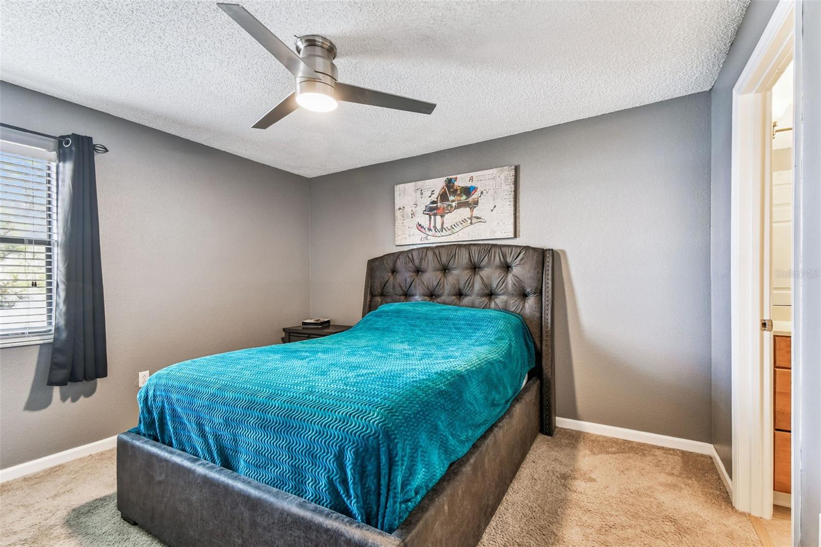 BELLA VISTA ON LAKE - Residential