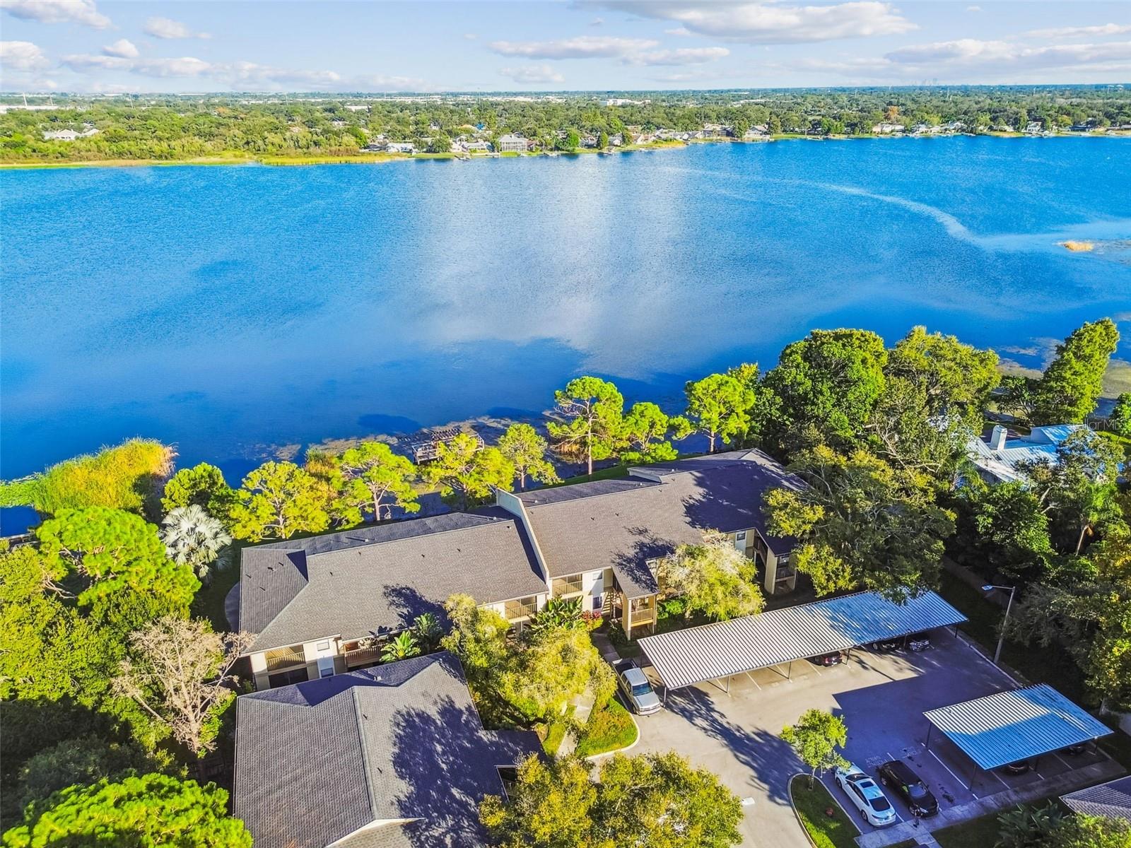 BELLA VISTA ON LAKE - Residential