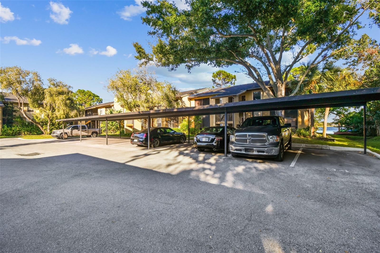 BELLA VISTA ON LAKE - Residential