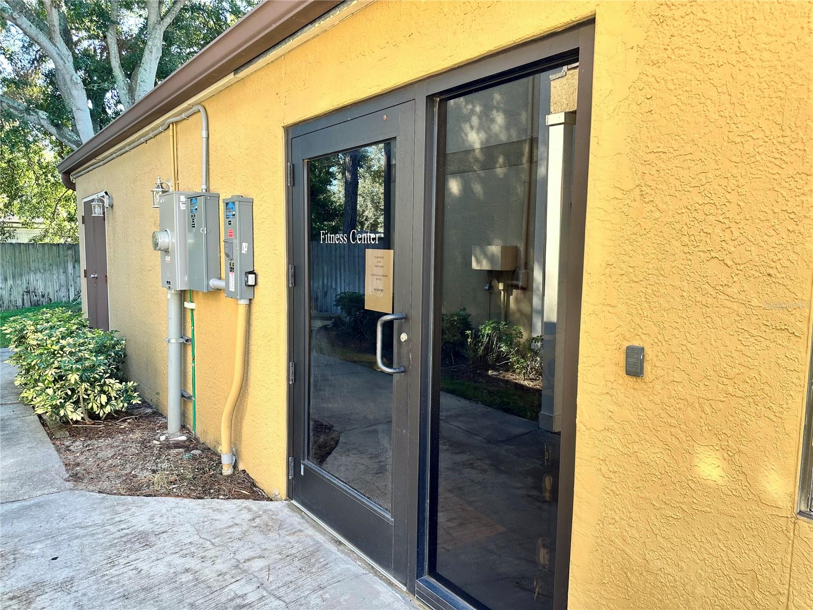 BELLA VISTA ON LAKE - Residential