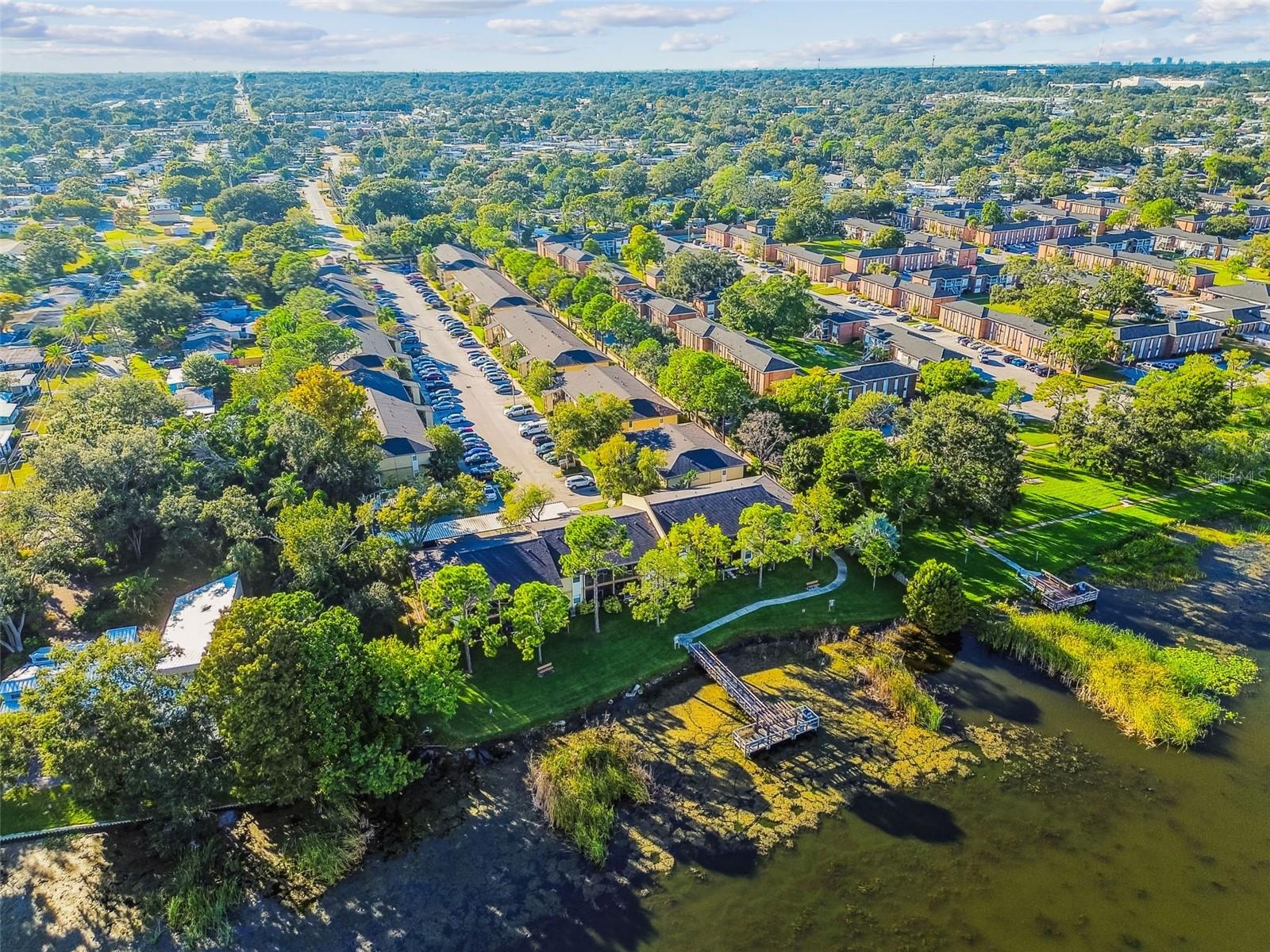 BELLA VISTA ON LAKE - Residential