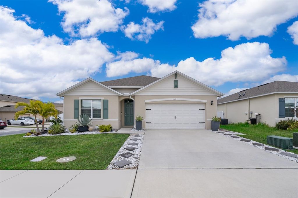 Photo of 1503 Oak Reserve Drive, Kissimmee, FL 34744 (MLS # S5144250)