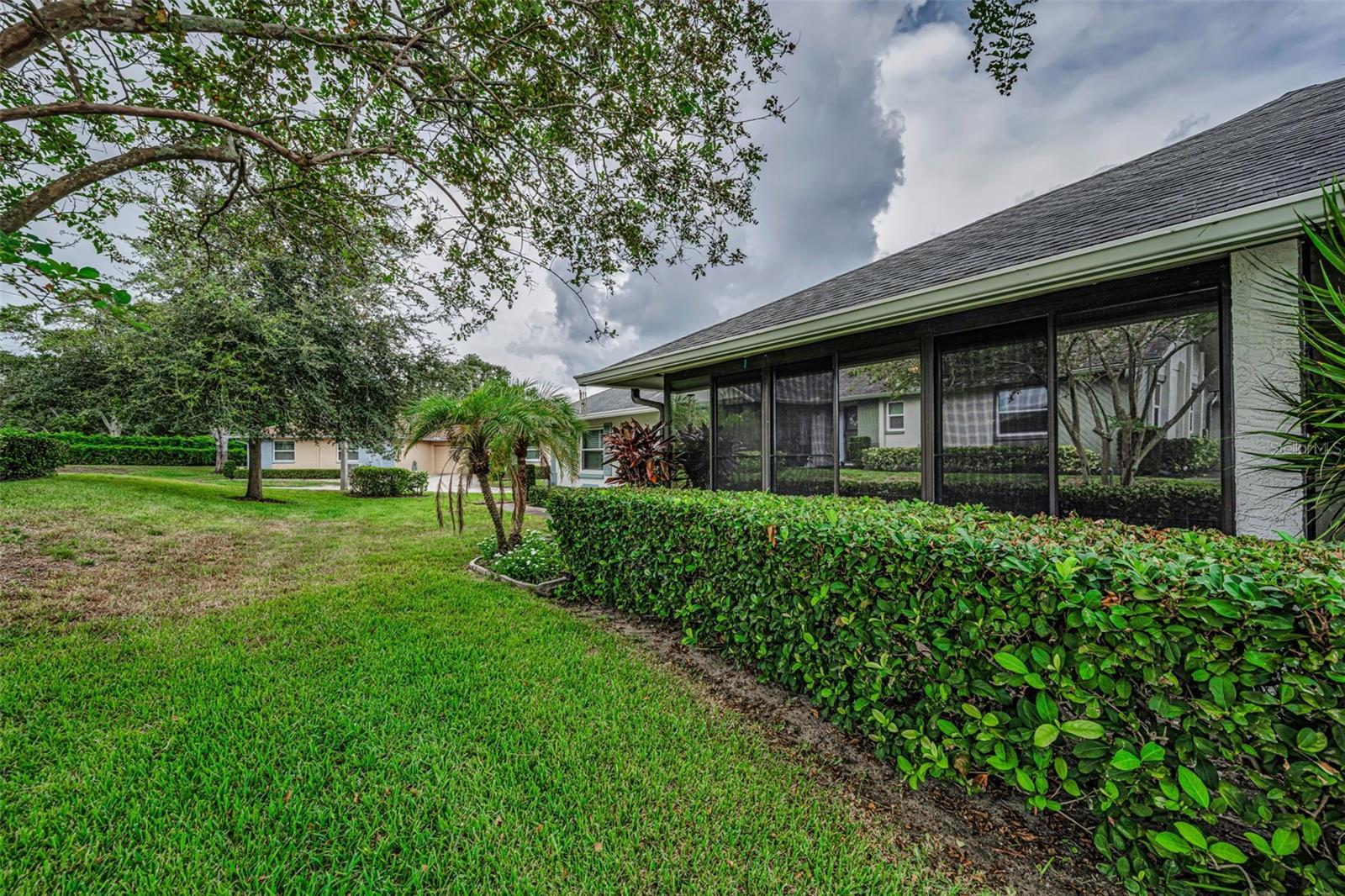 1251 SUTHERLAND COURT