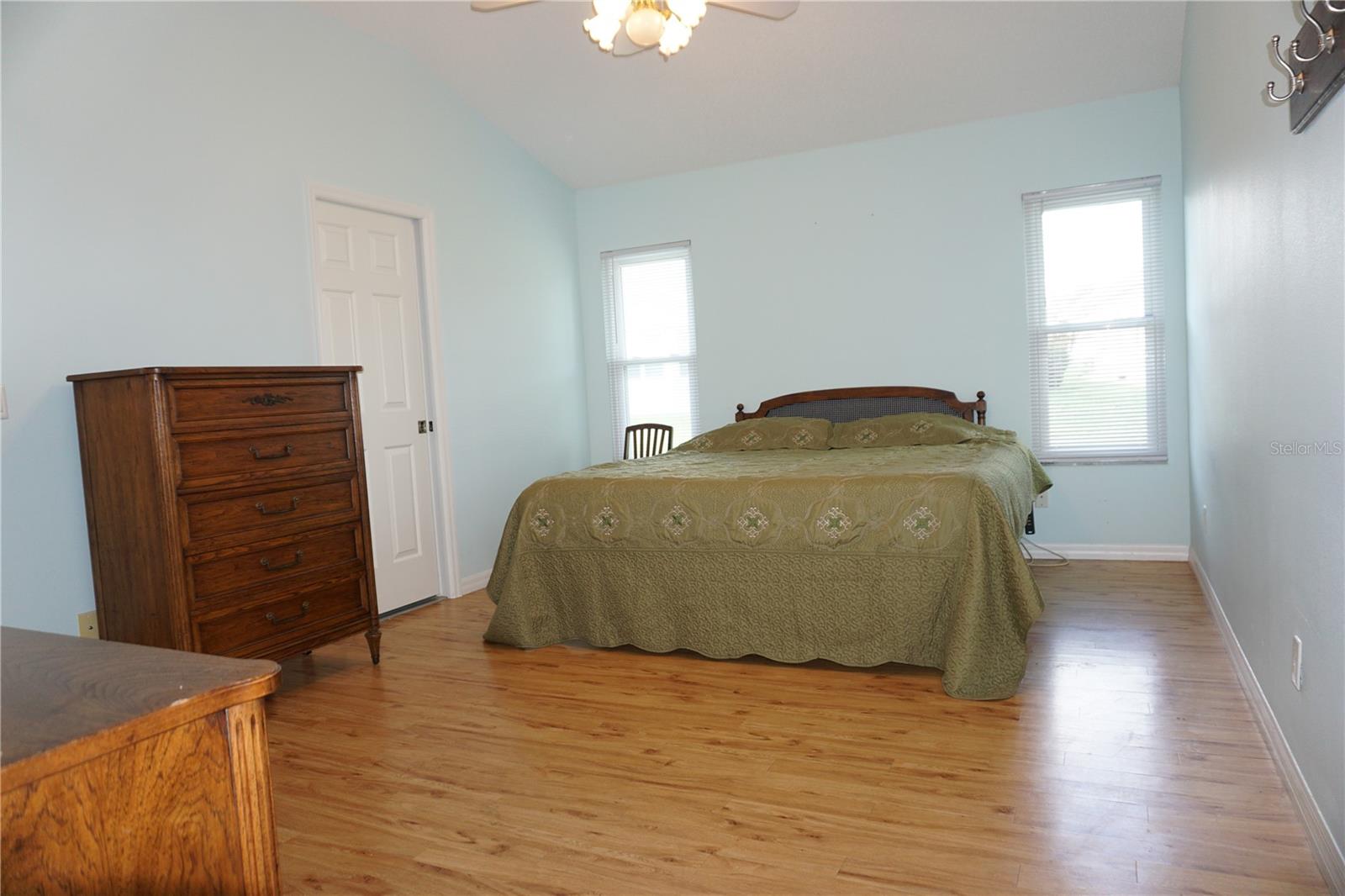 ROYAL HIGHLANDS PH 01 TR B LESS PT LYING W FOL - Residential