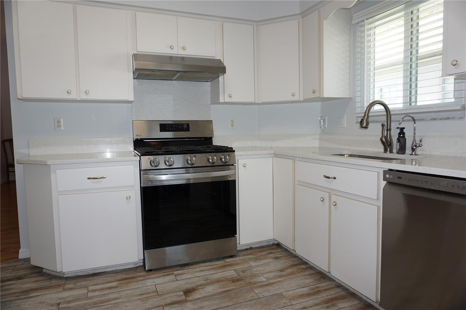 ROYAL HIGHLANDS PH 01 TR B LESS PT LYING W FOL - Residential