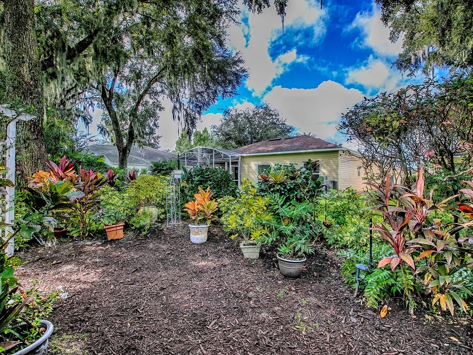 PLANTATION AT LEESBURG RIVER CREST UNIT 02 - Residential