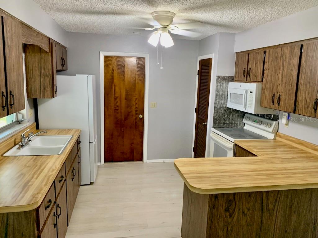 PORT CHARLOTTE SEC 018 - Residential Lease