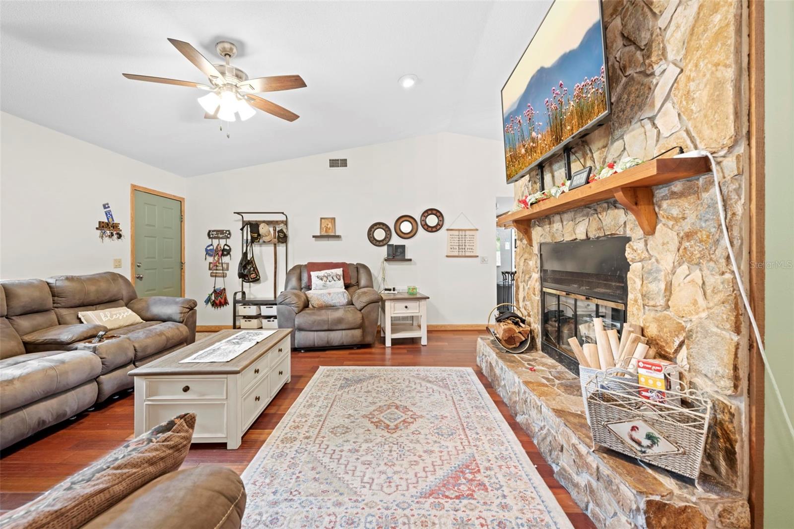 INVERNESS HIGHLANDS WEST - Residential