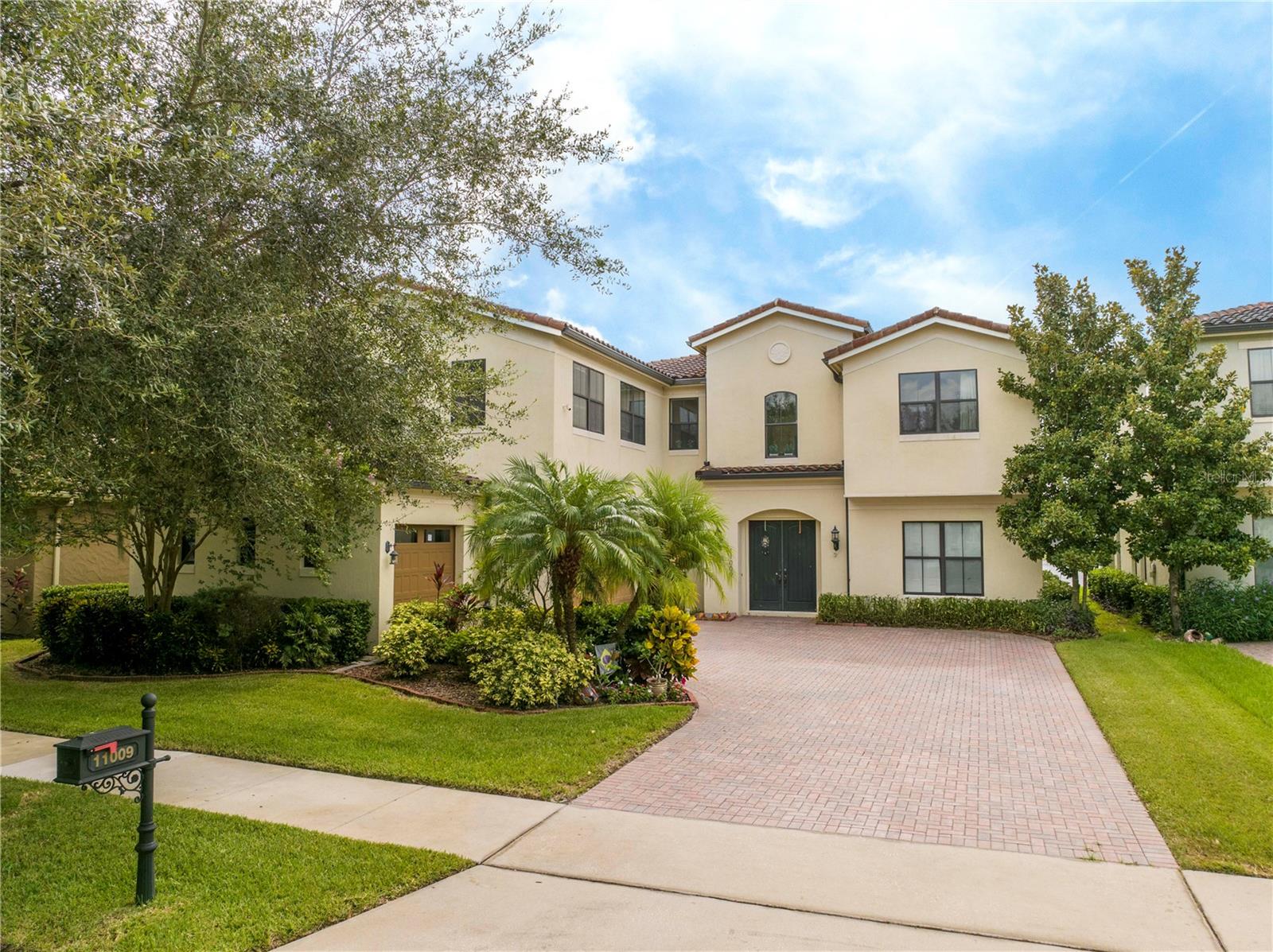 11009 MOBBERLEY CIRCLE