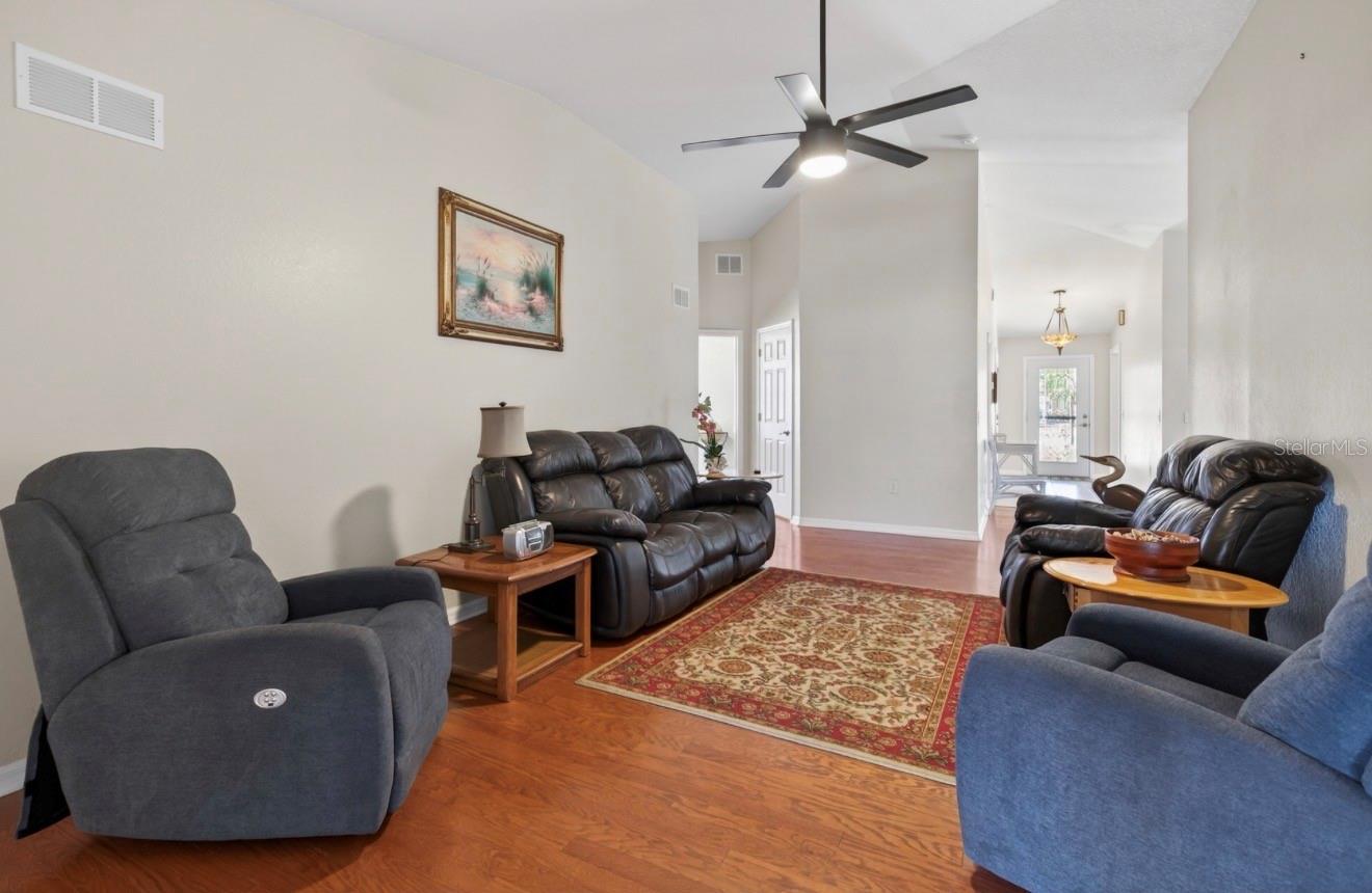 HARBOR SHORES UNIT 01 - Residential